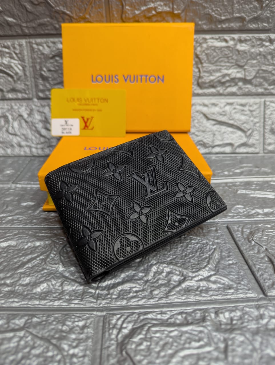 LOUIS VUITTON-BIFOLD WALLET