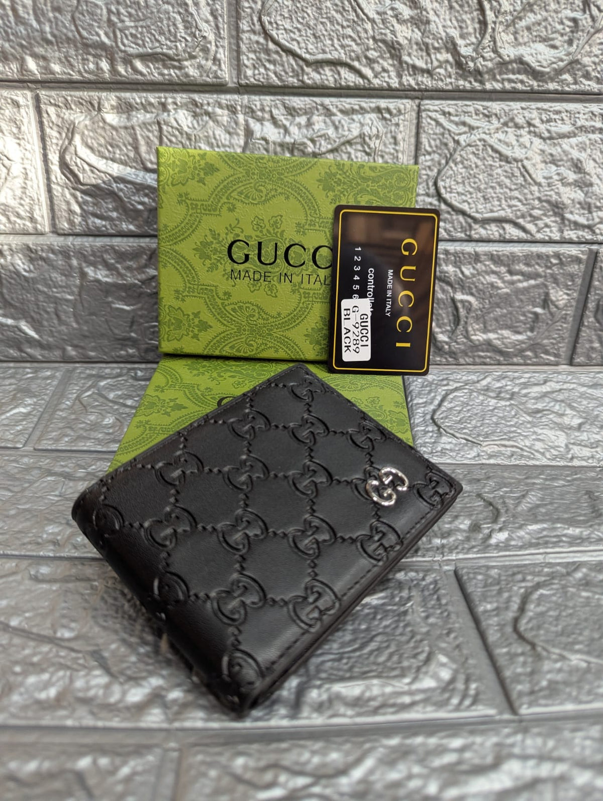 GUCCI-BIFOLD WALLET