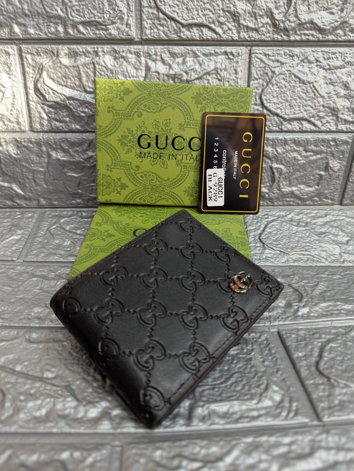 GUCCI-BIFOLD WALLET