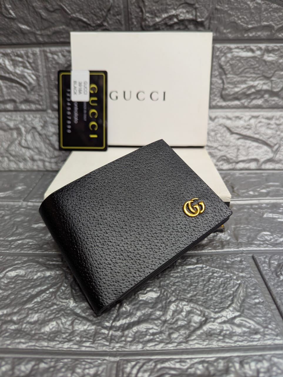 GUCCI-BIFOLD WALLET