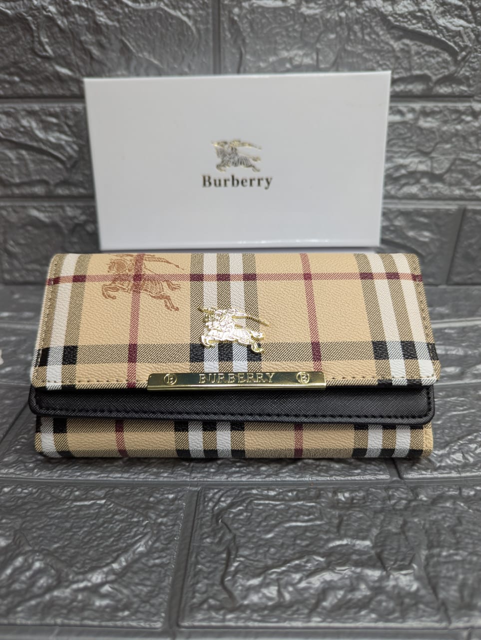 BURBERRY-Long Wallet