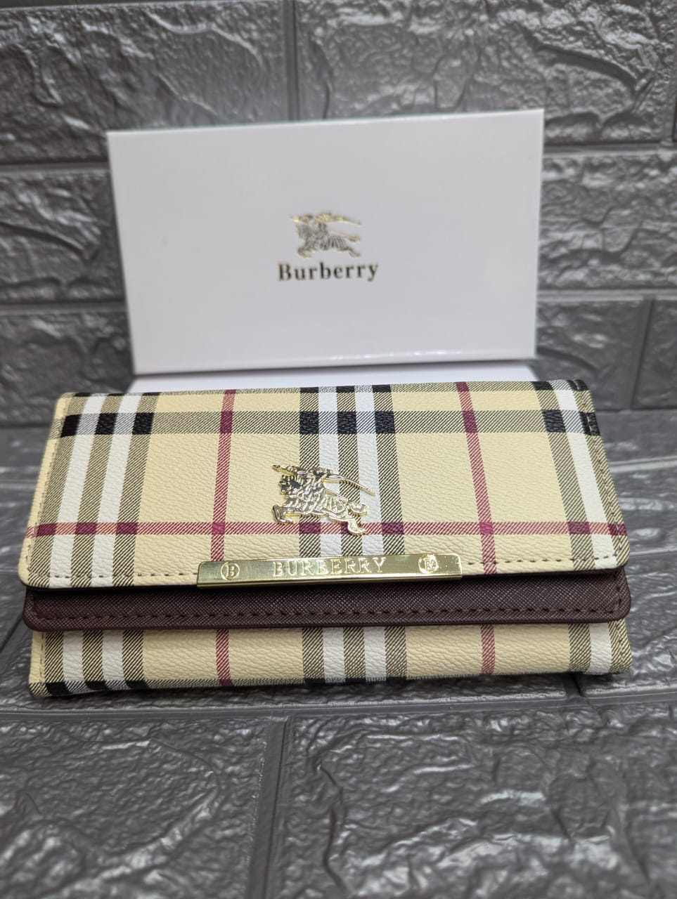 BURBERRY-Long Wallet