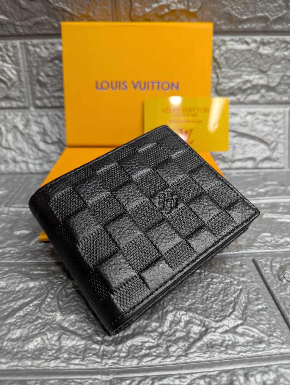 LOUIS VUITTON-BIFOLD WALLET